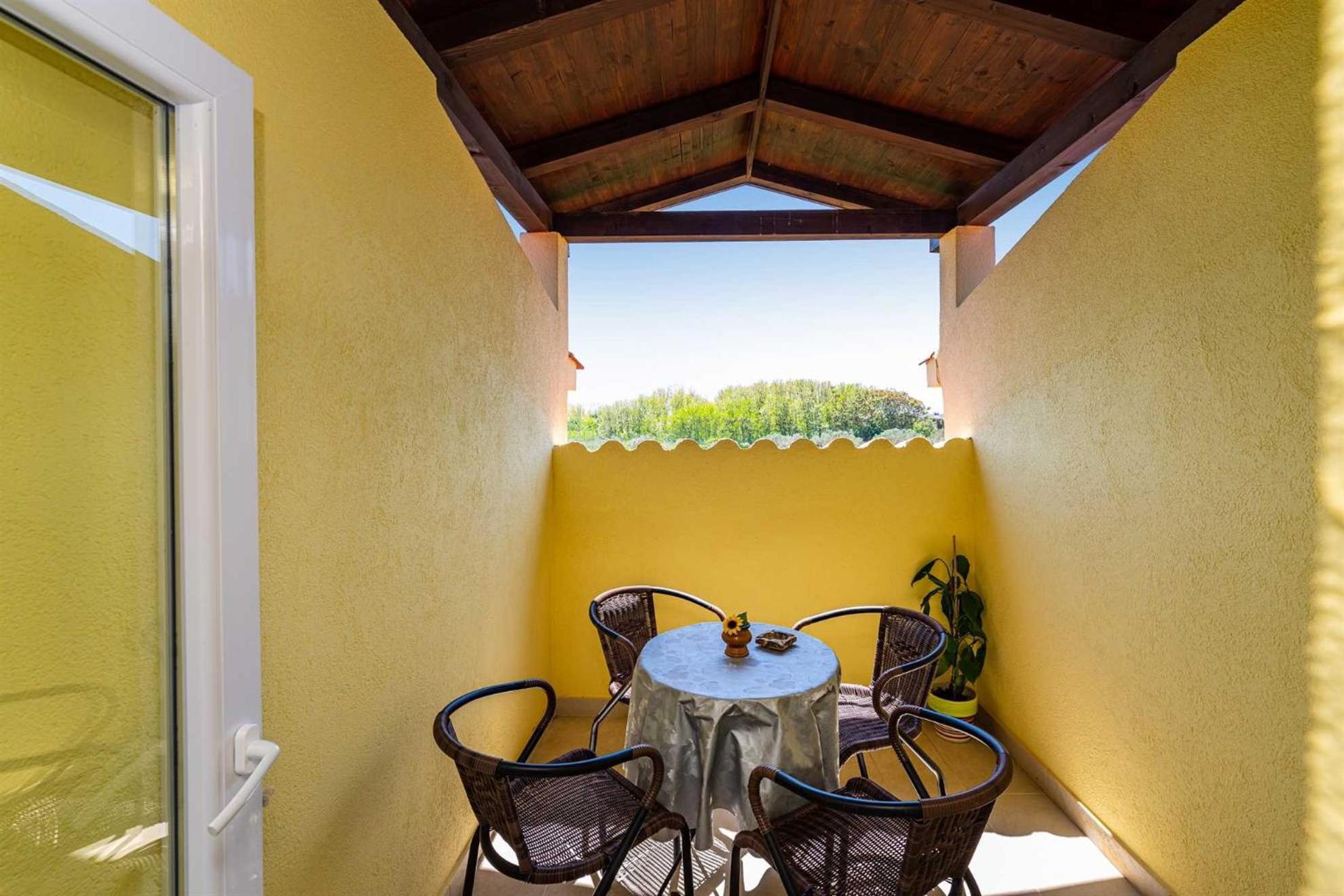 Apartment House Simoni With Pool, Zadar County Privlaka  Exterior photo