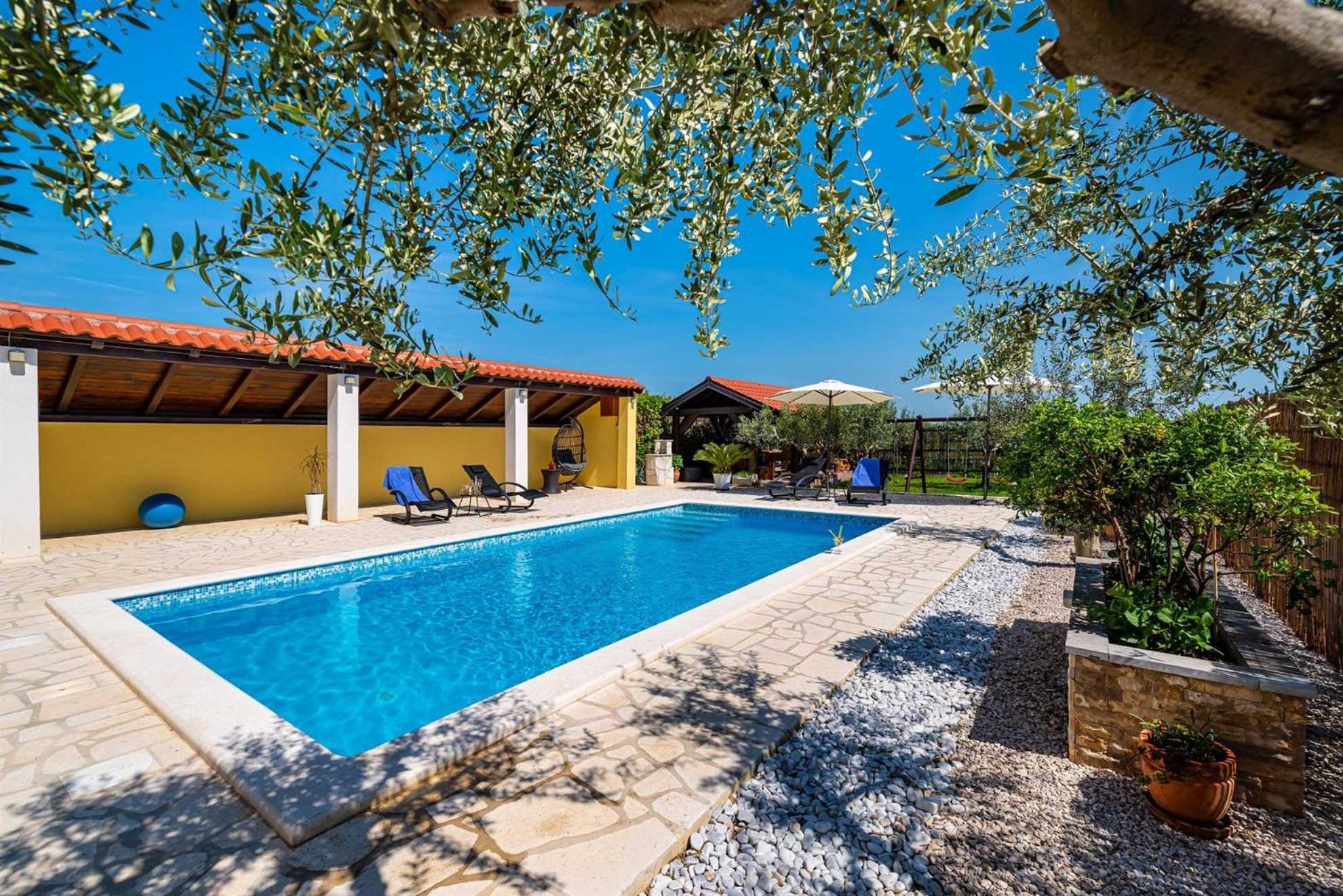 Apartment House Simoni With Pool, Zadar County Privlaka  Exterior photo