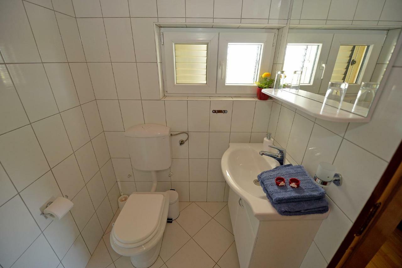 Apartment House Simoni With Pool, Zadar County Privlaka  Exterior photo