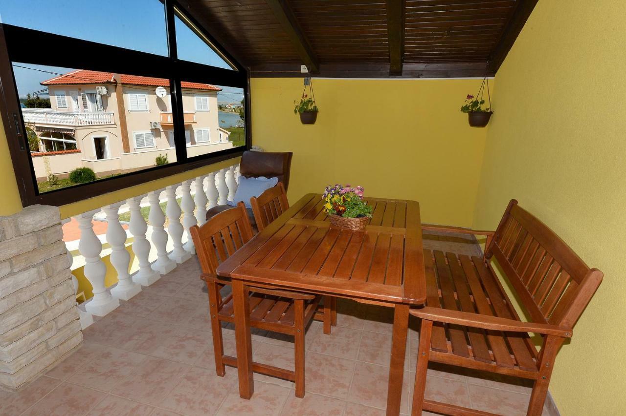 Apartment House Simoni With Pool, Zadar County Privlaka  Exterior photo