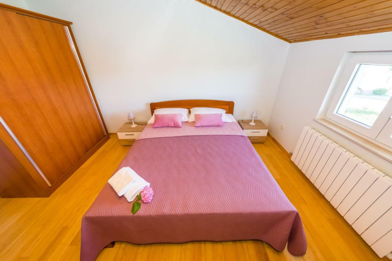 Apartment House Simoni With Pool, Zadar County Privlaka  Exterior photo